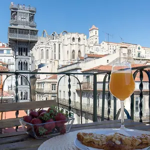 Apartment Ando Living - Santa Justa 79 House, Lissabon