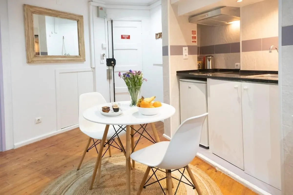Apartmán Alfama, The Heart Of Fado - Minutes From Tram 28 Lisboa 0*,  Portugalsko